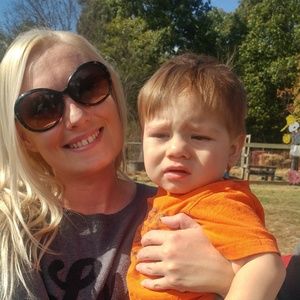 Meet your Posher, Kassandra